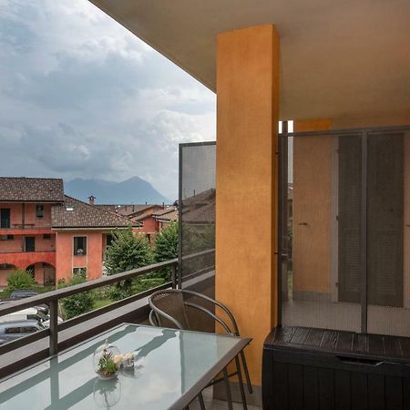 Be Lake Apartment Baveno Exteriör bild